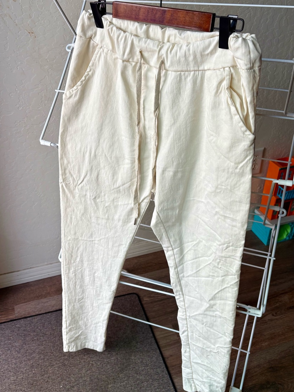 Women's Cream Drawstring Ankle Pants